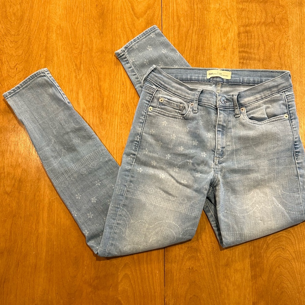 Gap skinny jeans